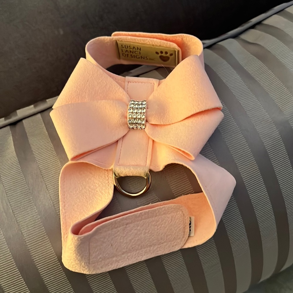 Susan Lanci Designs “Big Bow Tinkie” Dog Harness & signature Swarovski crystals.